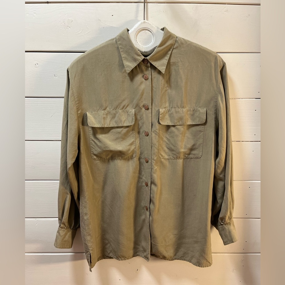 LIZ CLAIBORNE COLLECTION Vintage – Beige Khaki Silk Shirt – Size M